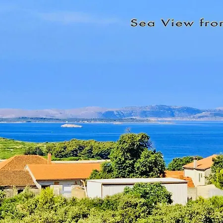 - Vrgada -appartement 50 M2 Avec Piscine Appartement *