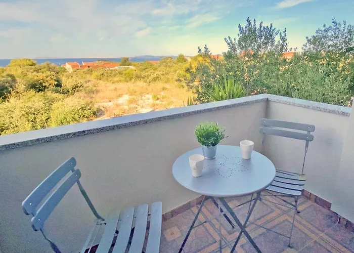Apartmán - Vrgada -appartement 50 M2 Avec Piscine Pakoštane