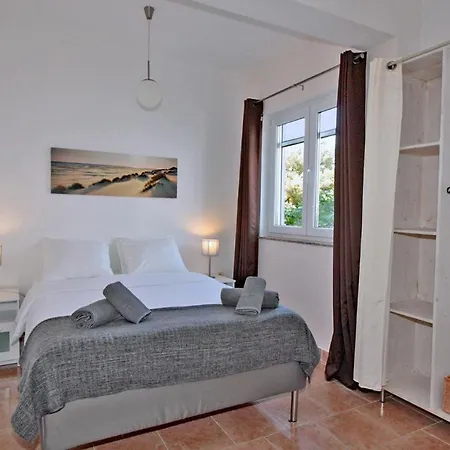 - Vrgada -appartement 50 M2 Avec Piscine * Pakoštane