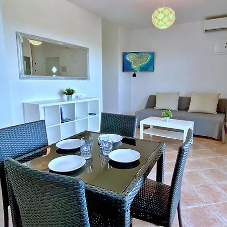 - Vrgada -appartement 50 M2 Avec Piscine *