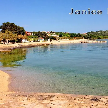 Appartamento - Vrgada -appartement 50 M2 Avec Piscine Pakoštane
