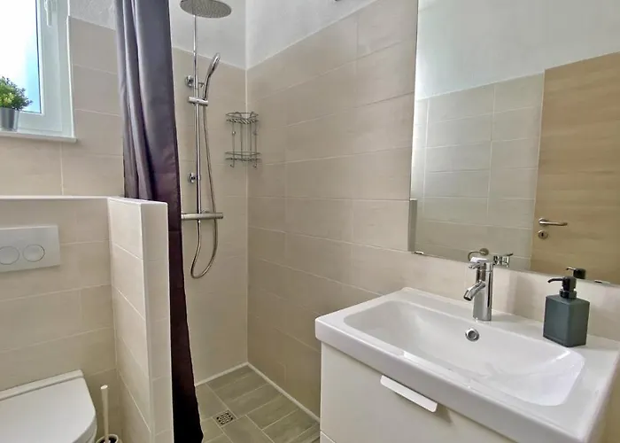 - Vrgada -appartement 50 M2 Avec Piscine